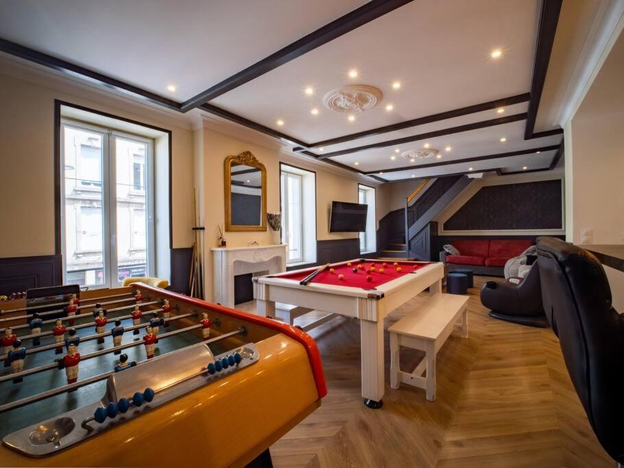 Mega Jeanne D'Arc Billard Baby Foot Logements Insolites ナンシー エクステリア 写真